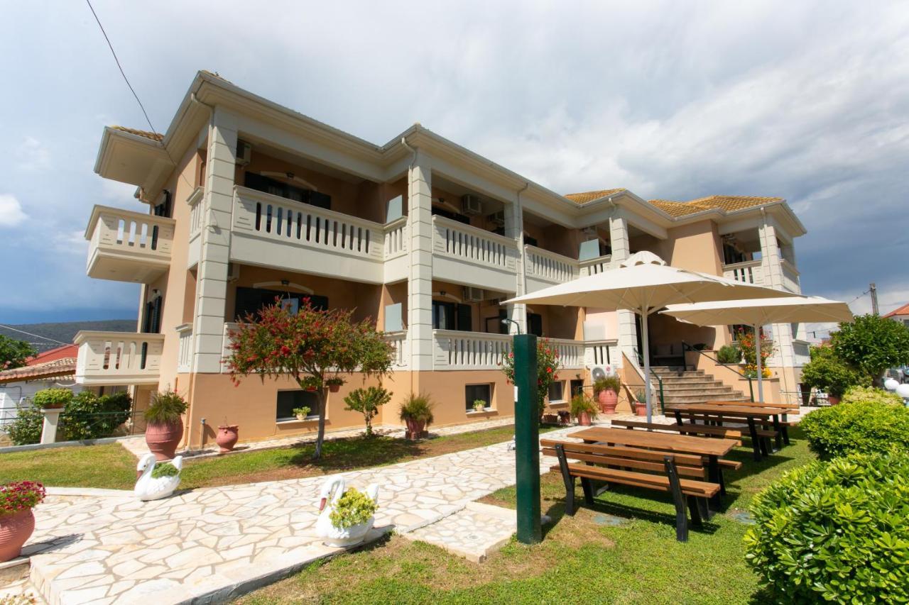 Lady Elena Hotel Amudiá Kültér fotó