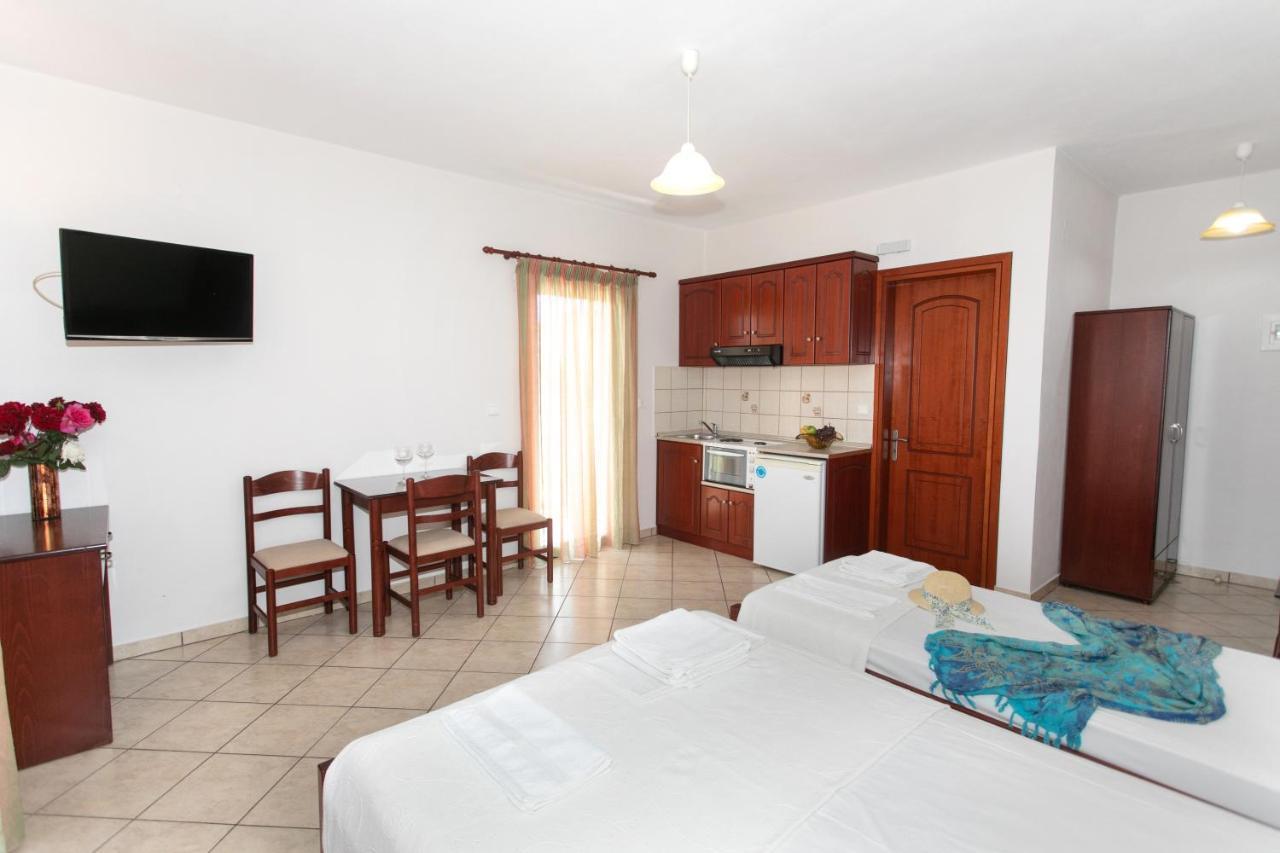 Lady Elena Hotel Amudiá Kültér fotó