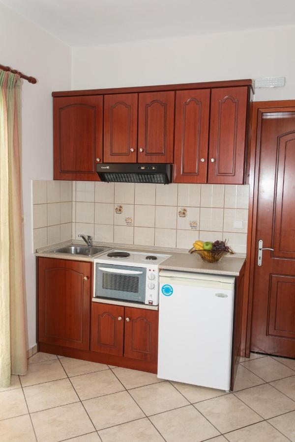 Lady Elena Hotel Amudiá Kültér fotó